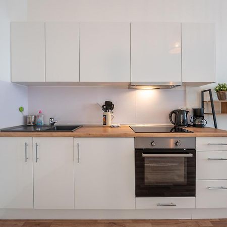 Modern, Central Flat With Workspace Berlim Exterior foto