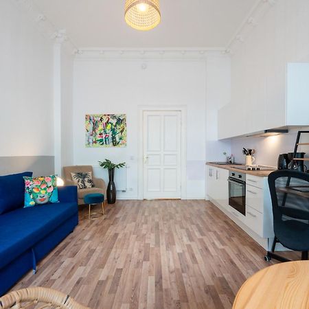 Modern, Central Flat With Workspace Berlim Exterior foto