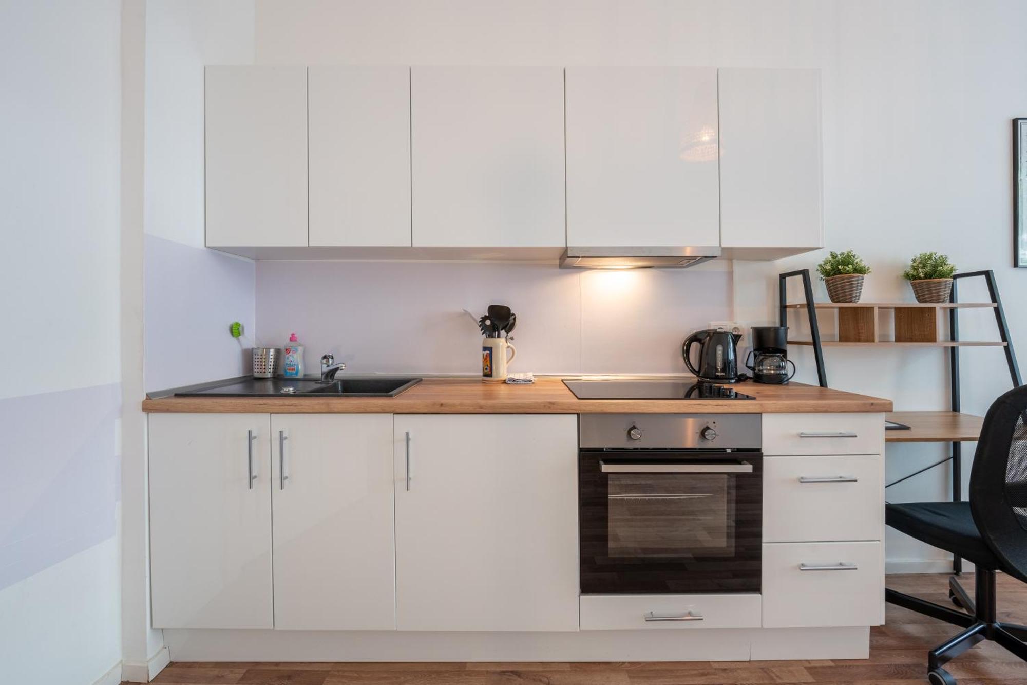 Modern, Central Flat With Workspace Berlim Exterior foto