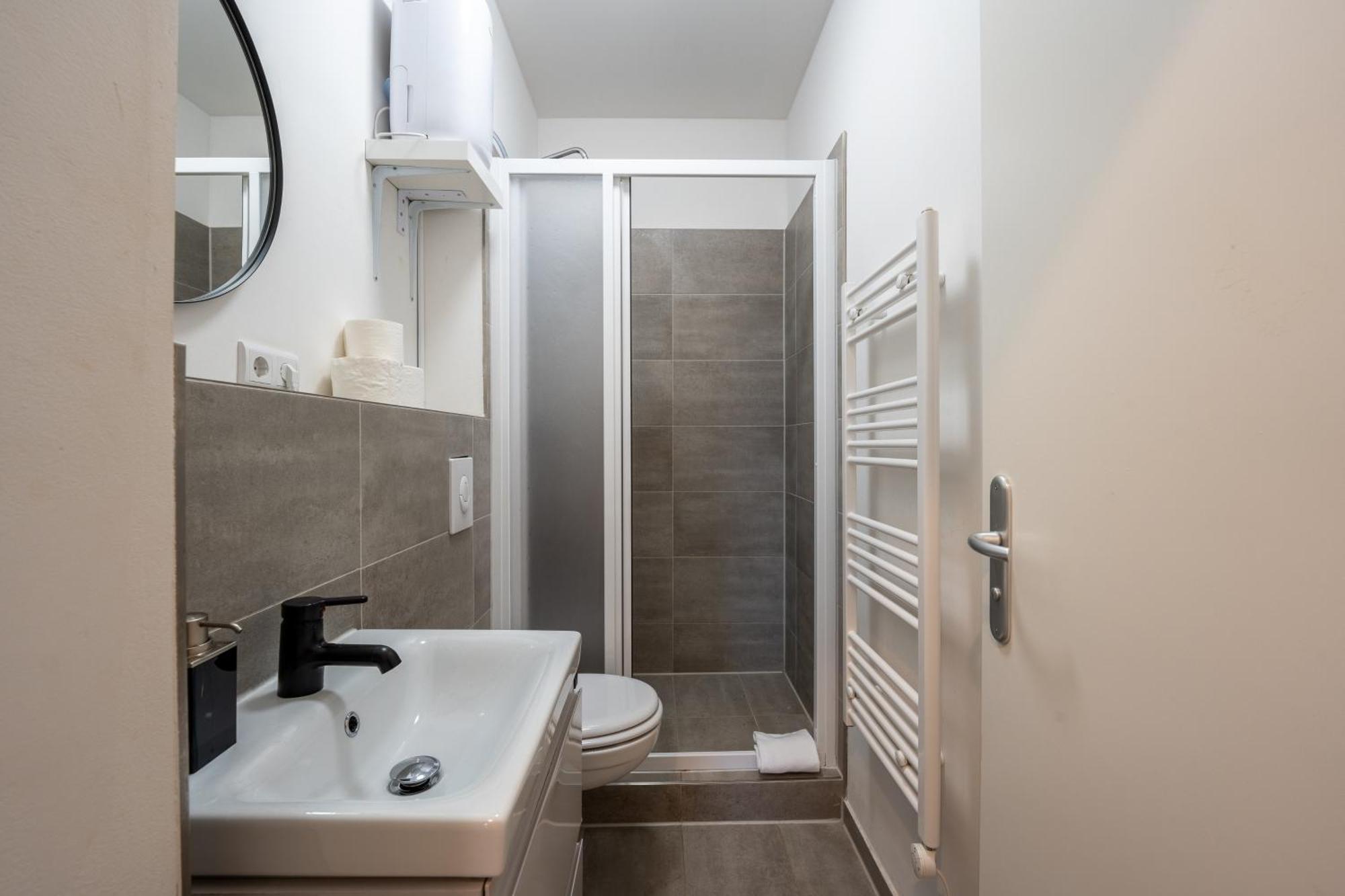 Modern, Central Flat With Workspace Berlim Exterior foto